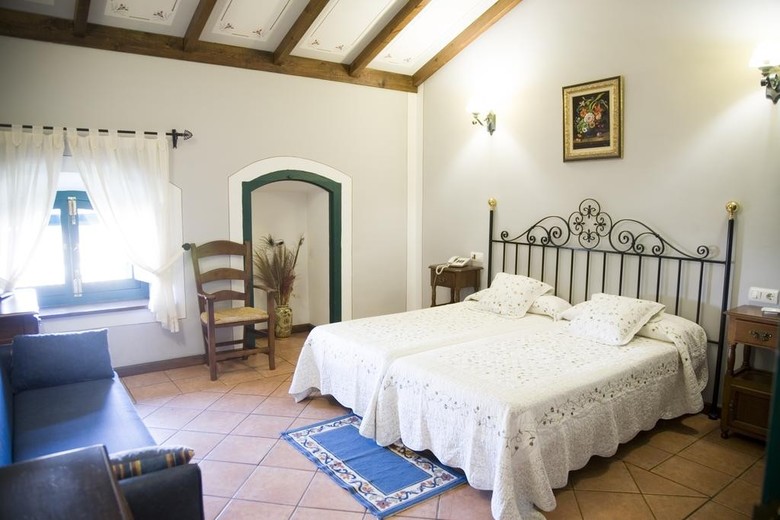 Hotel Rural Soterra�a