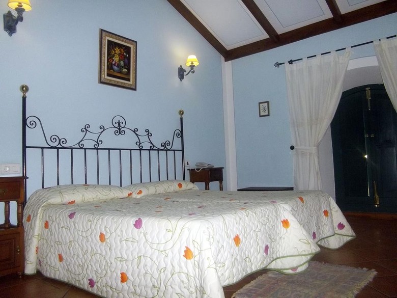 Hotel Rural Soterra�a