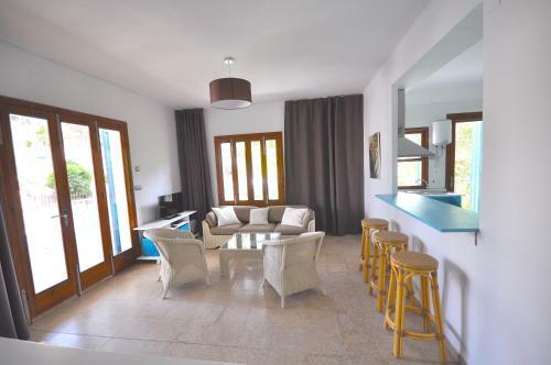 Houm Villa Plaza Arosa