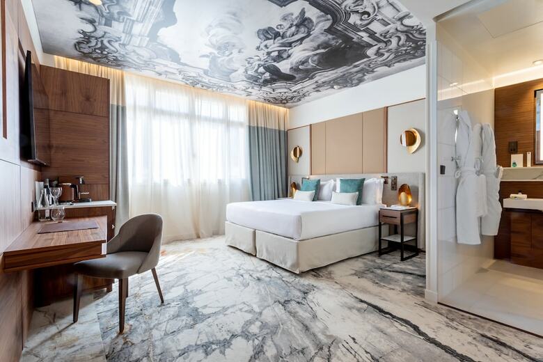 Hotel Intercontinental Paris Avenue Marceau