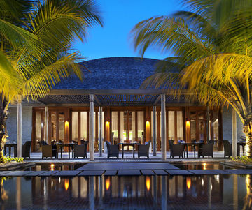 Hotel W Retreat & Spa Maldives
