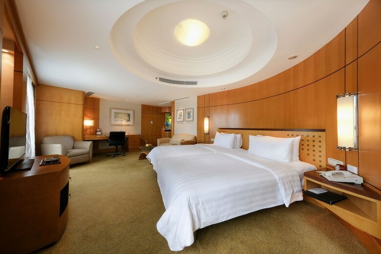 Hotel Makati Shangri-la Manila (Dlx)