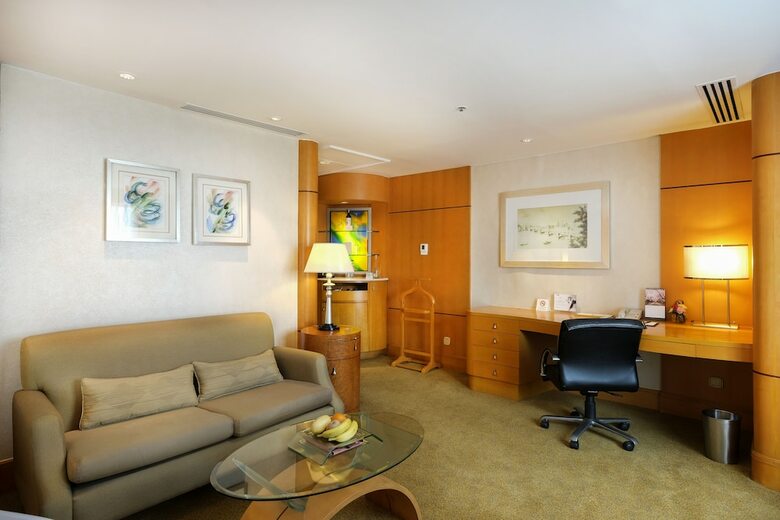 Hotel Makati Shangri-la Manila (Dlx)