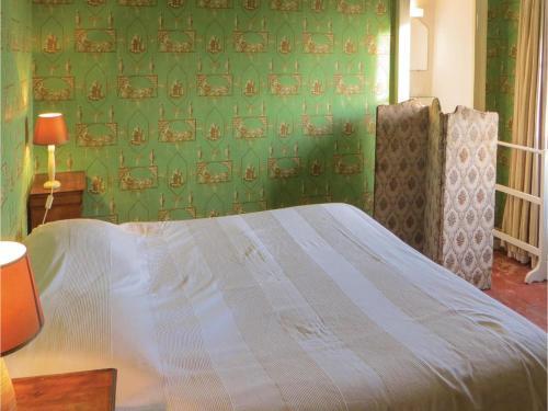 Holiday Home St Michel D.chavaignes With Fireplace I
