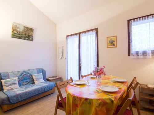 Apartamento Holiday Home Les Charmilles.6
