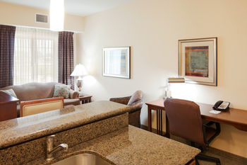 Hotel Staybridge Suites Lafayette-airport