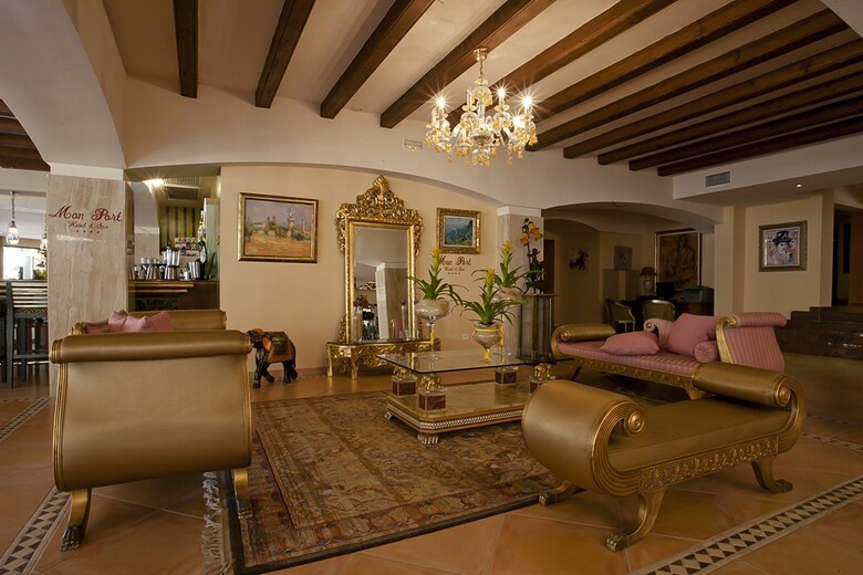 Mon Port Hotel & Spa