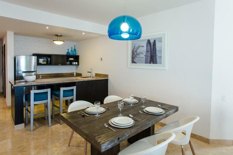 Hotel Coraz�n Cabo, A Noble House Resort