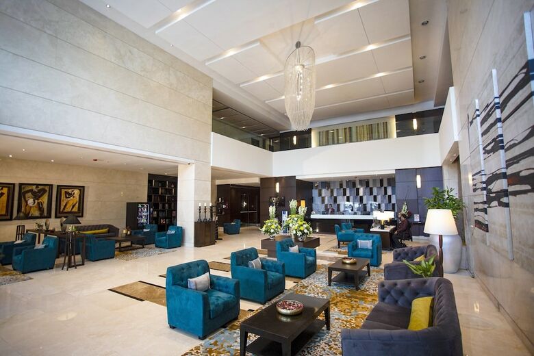 Hotel Somerset Greenways