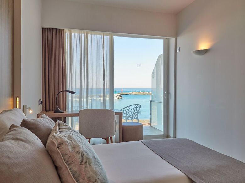 Bq Aguamarina Boutique Hotel