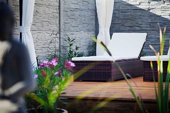 Pension Pytloun Travel Hotel