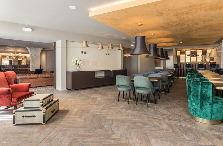 Hotel Exe Almada Porto