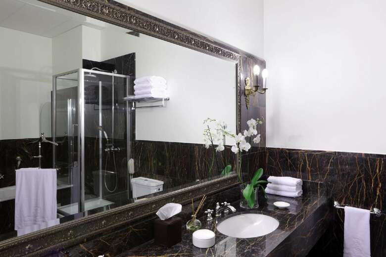 Gallery Park Hotel