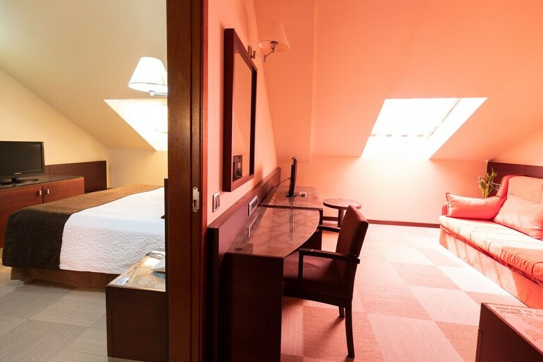 Hotel San Juan de Los Reyes