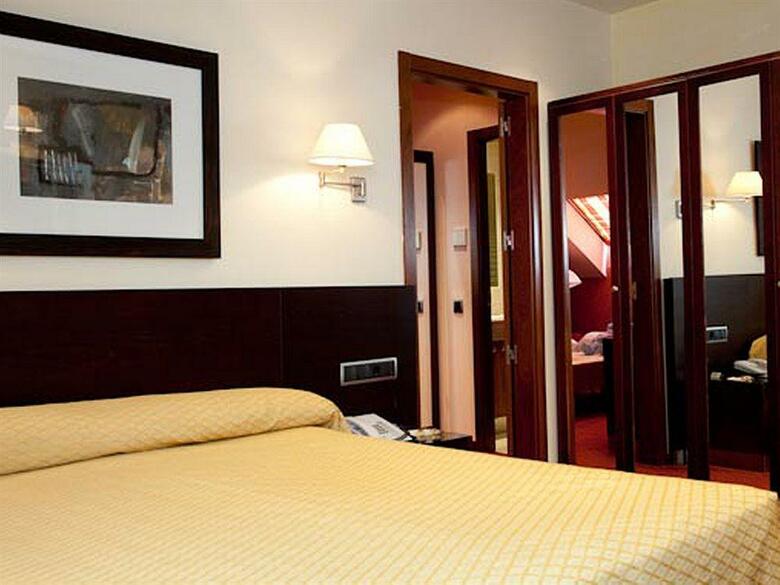 Hotel San Juan de Los Reyes