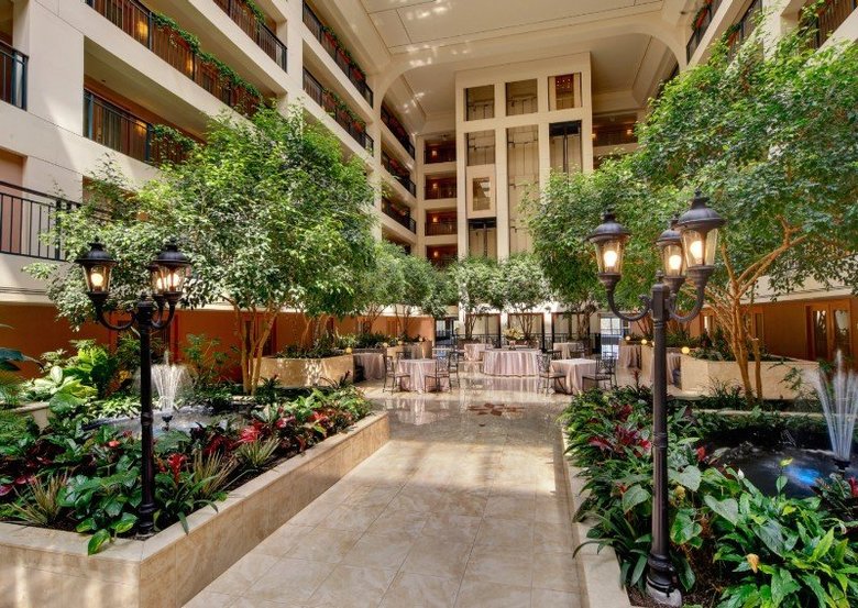 Hotel Wyndham Glenview Suites