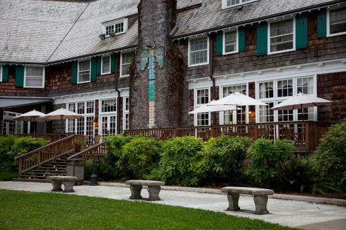 Hotel Lake Quinault Lodge