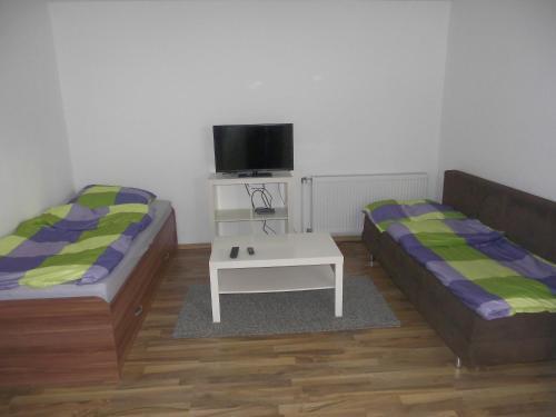 Frankfurt Airport & Fair Apartment