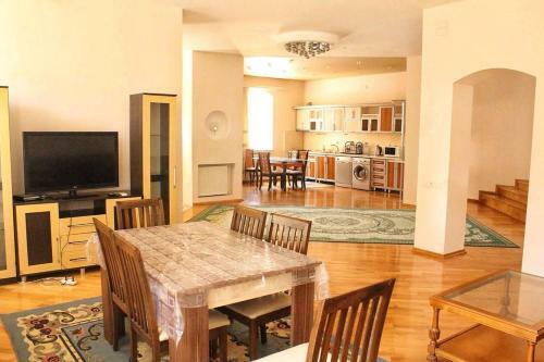 Villa Almond Luxury