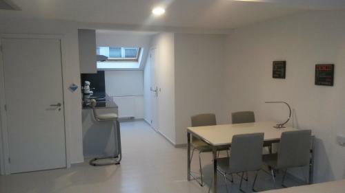 Bed & Breakfast Aparthotel Midi Residence