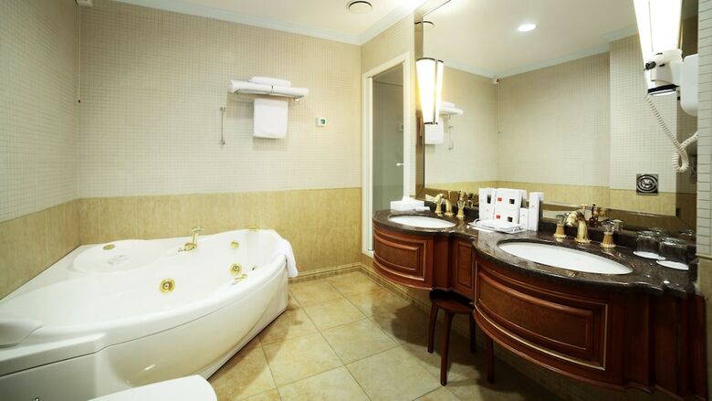 Hotel Crowne Plaza - Minsk