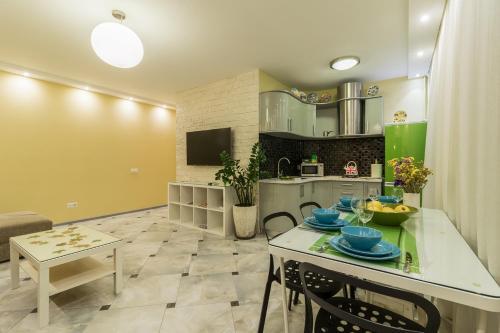 Apartment Mi-mi On Nezavisimosti 52