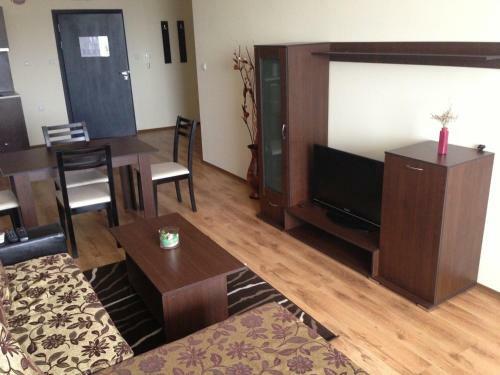 Dilov Apartments In Yalta Golden Sands