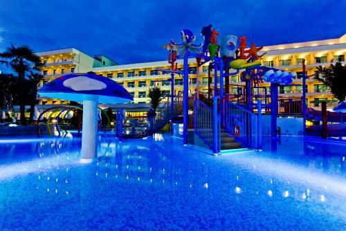 Dit Evrika Beach Club Hotel - All Inclusive