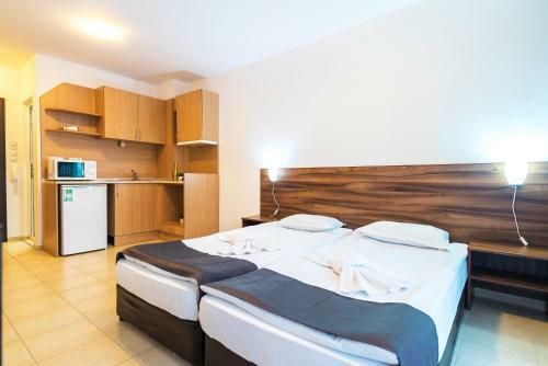 Aparthotel Admiral Plaza Hotel