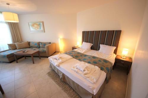 Menada Sozopol Apartments