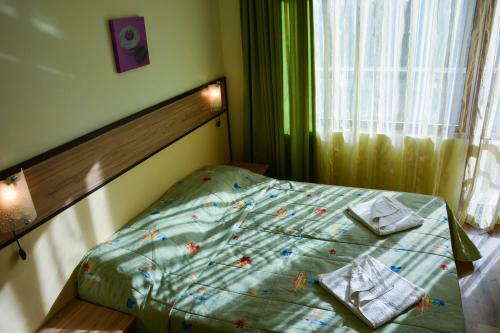 Golden House Apartments