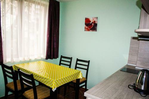Golden House Apartments