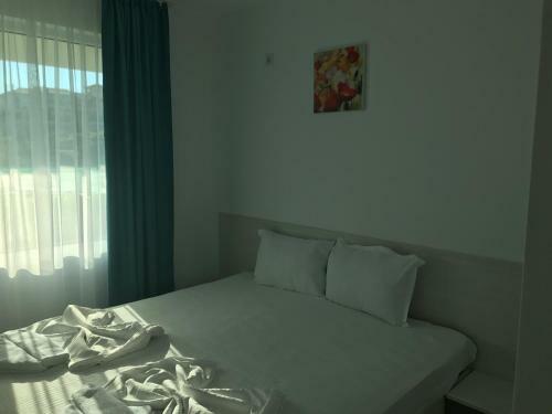 Sea Life Apartments Sinemorets