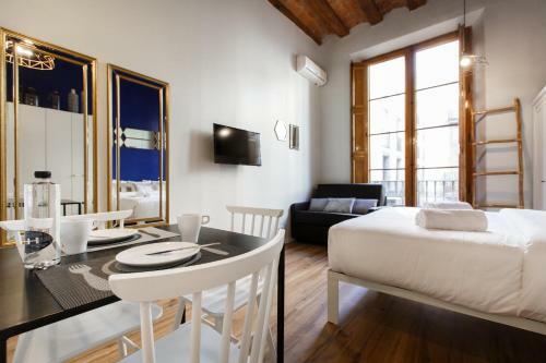 Apartamento En Ferran By The Streets