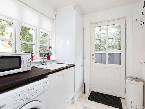 Three-bedroom Holiday Home In Gilleleje 16