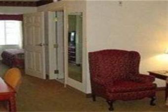 Hotel Country Inn And Suites