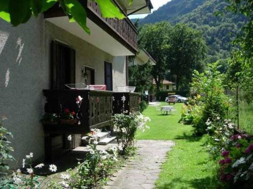 Apartments In Pieve Di Ledro/ledrosee 22646