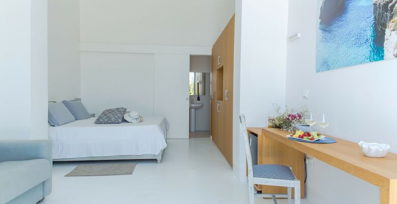 La Roccia Hotel