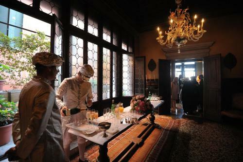Hostal Palazzetto Pisani Grand Canal