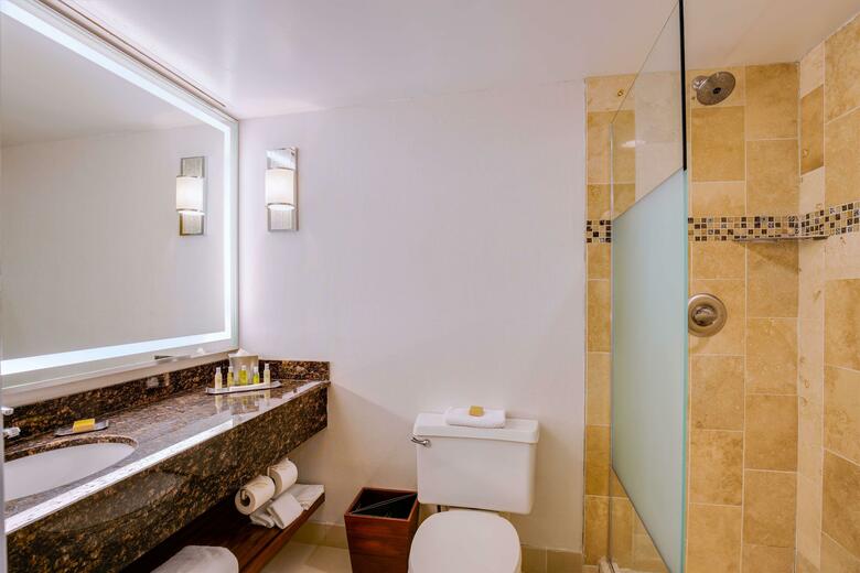 Hotel Doubletree Guests Suites & Conference Center