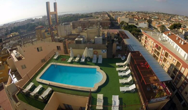 Hotel Trai�a