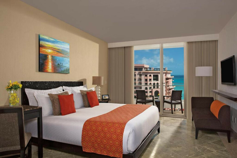 Hotel Krystal Grand Cancun