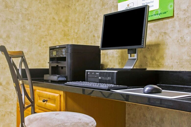 Hotel *la Quinta Inn & Suites Fort Smith*duplicate