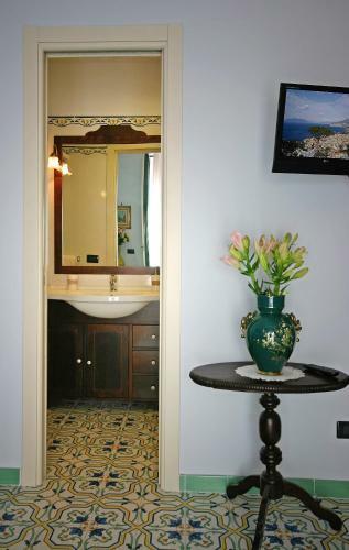 Hostal Sorrento Inn Guesthouse