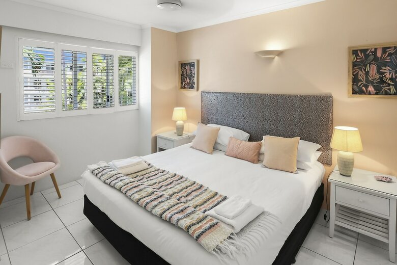 Hotel Agincourt Beachfront Apartments