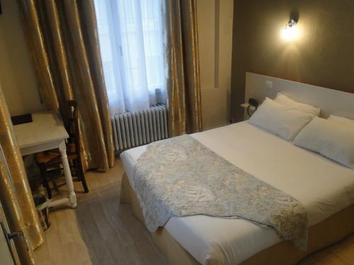 De Paris Hotel