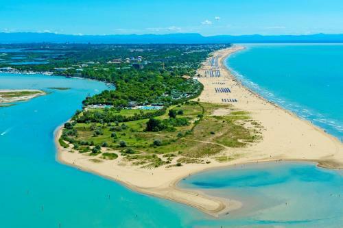 Two-bedroom Apartment In Bibione Viii