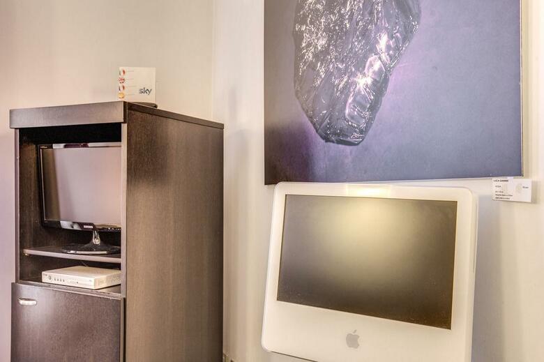 Hostal Residenza A The Boutique Art Hotel