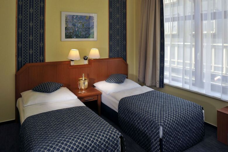 Astoria Hotel