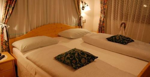 Hotel Albergo Genziana